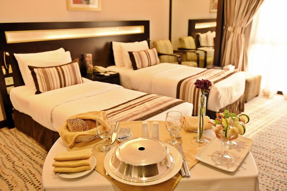 Golden Tulip Bahrain Standard Room, 1 King Bed