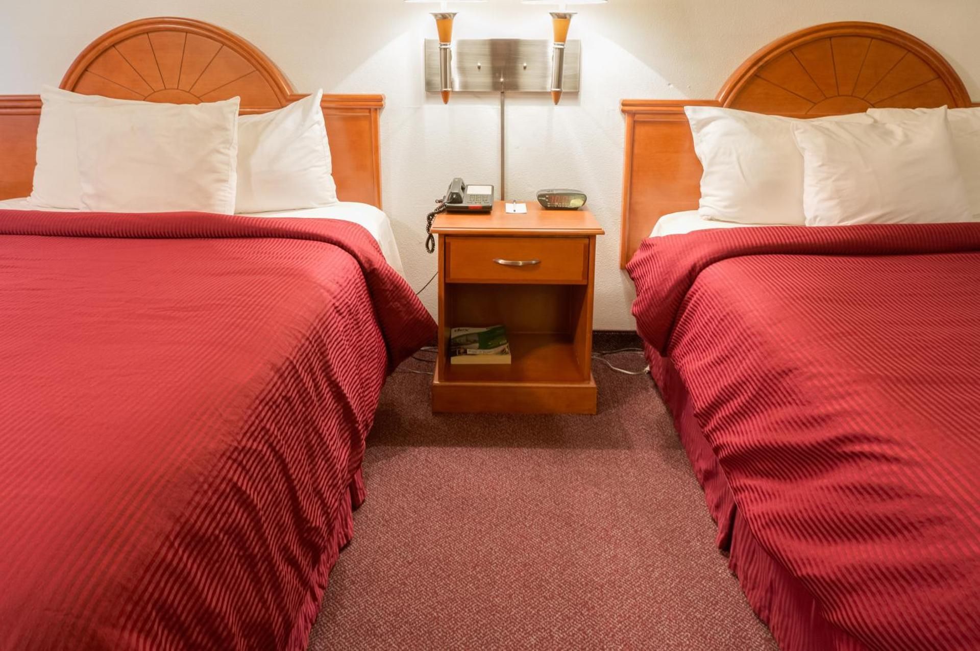 Deluxe Queen Room with Two Queen Beds