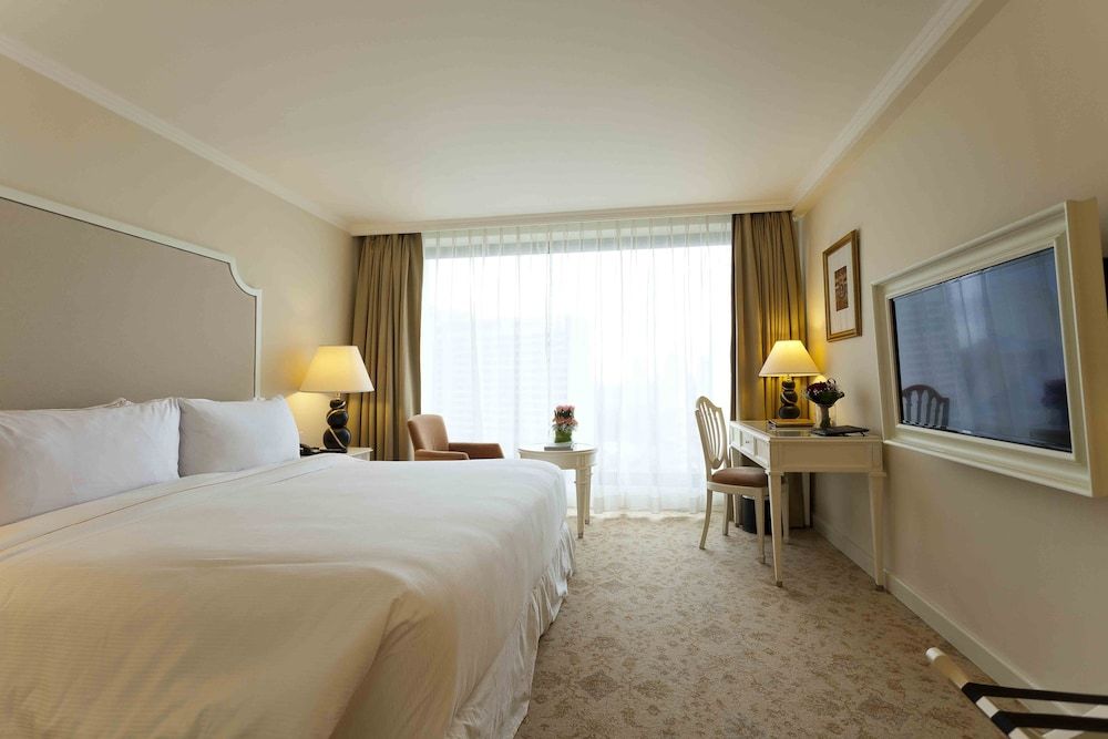 undefined The Kingsbury Colombo 6