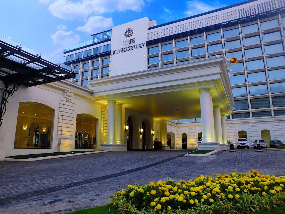 undefined The Kingsbury Colombo 3