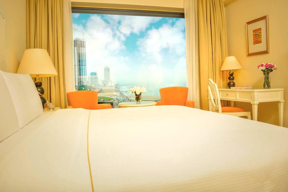 undefined The Kingsbury Colombo 7