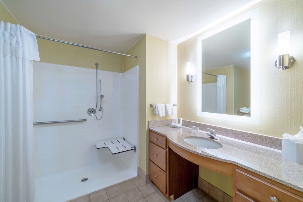 Suite, 2 Bedrooms, Accessible, Non Smoking