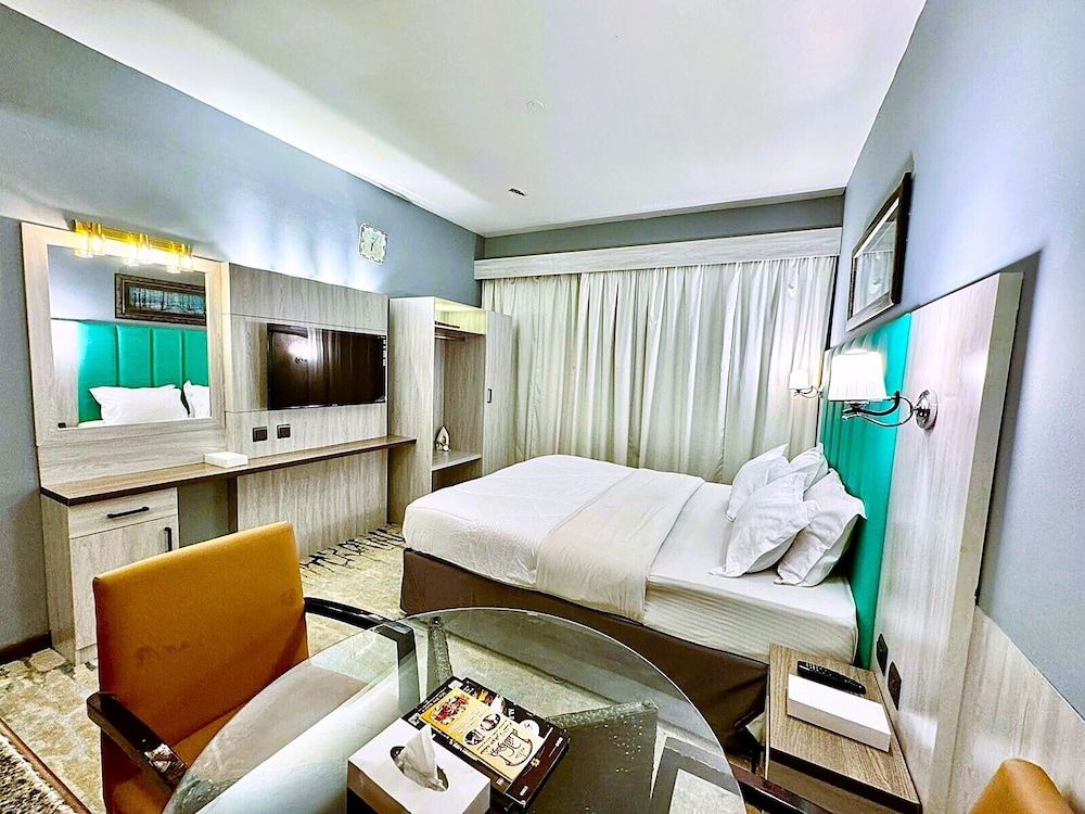 Hafez Hotel Apartments Double or Twin Studio Apartment 8