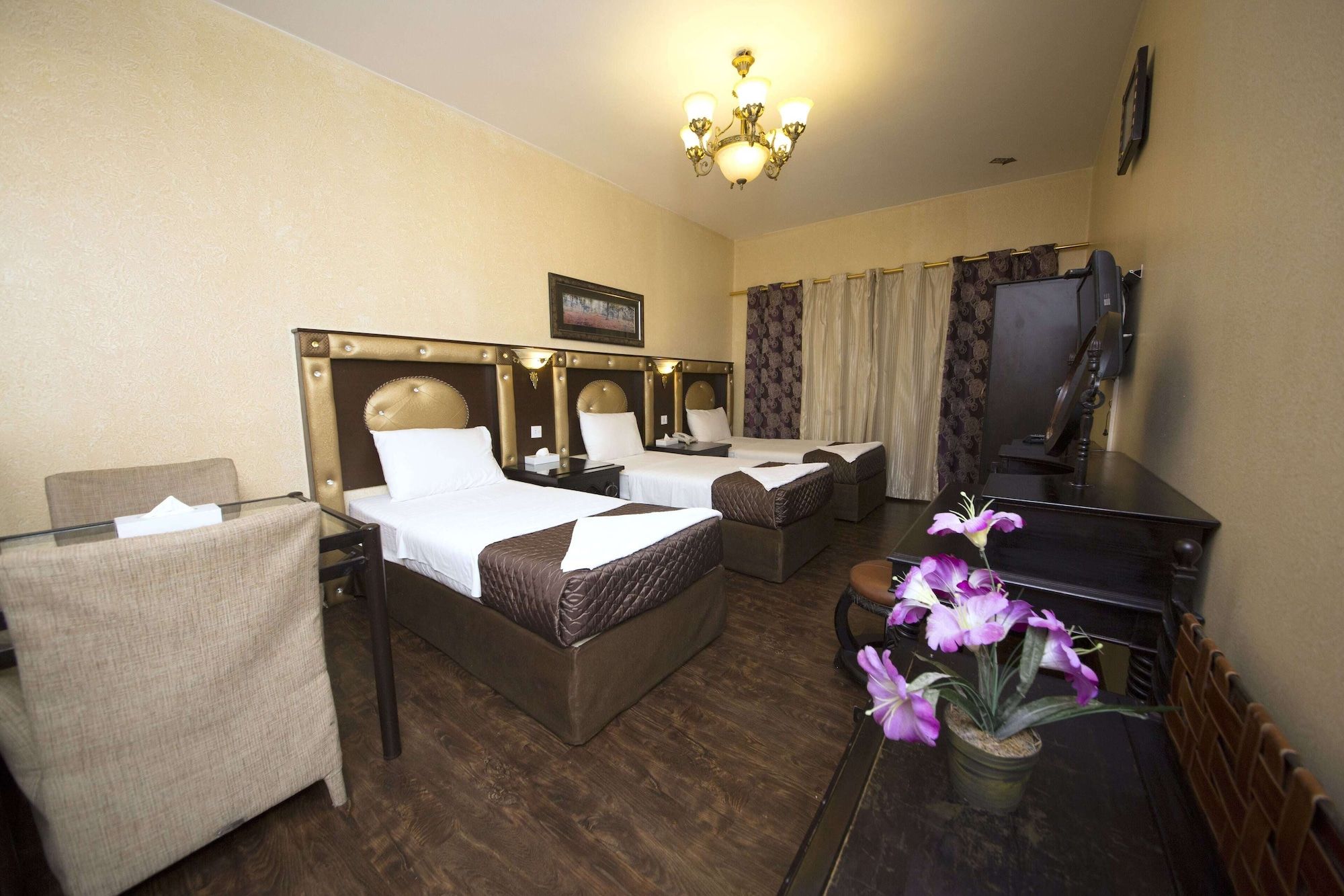 undefined Hafez Hotel Apartments 10