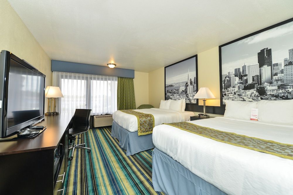 Room, 2 Queen Beds, Accessible, Non Smoking (Mobility/Hearing)
