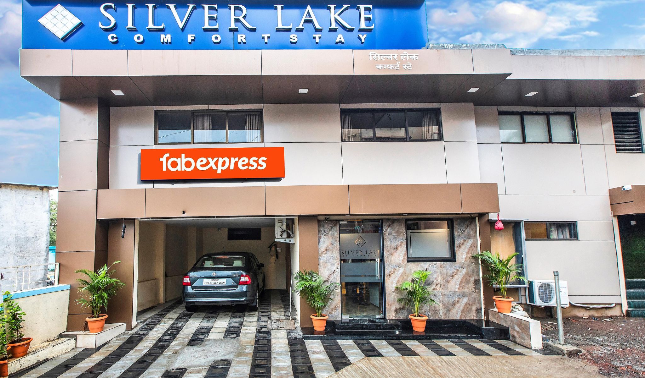 FabHotel Silver Lake