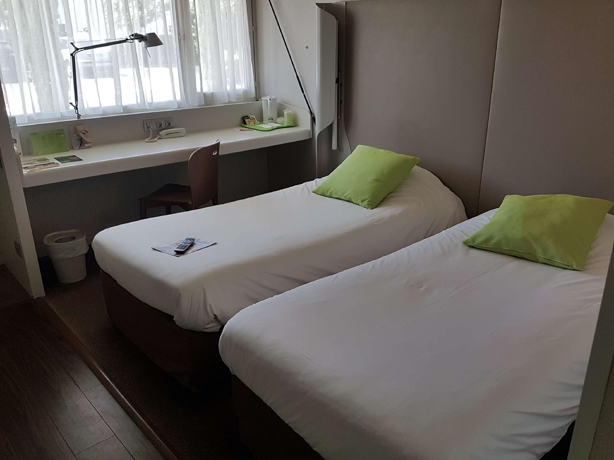 Twin Room Next Generation