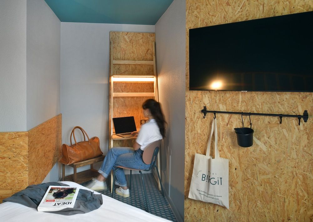 Birgit Hotel Le Havre Centre Triple Room 5