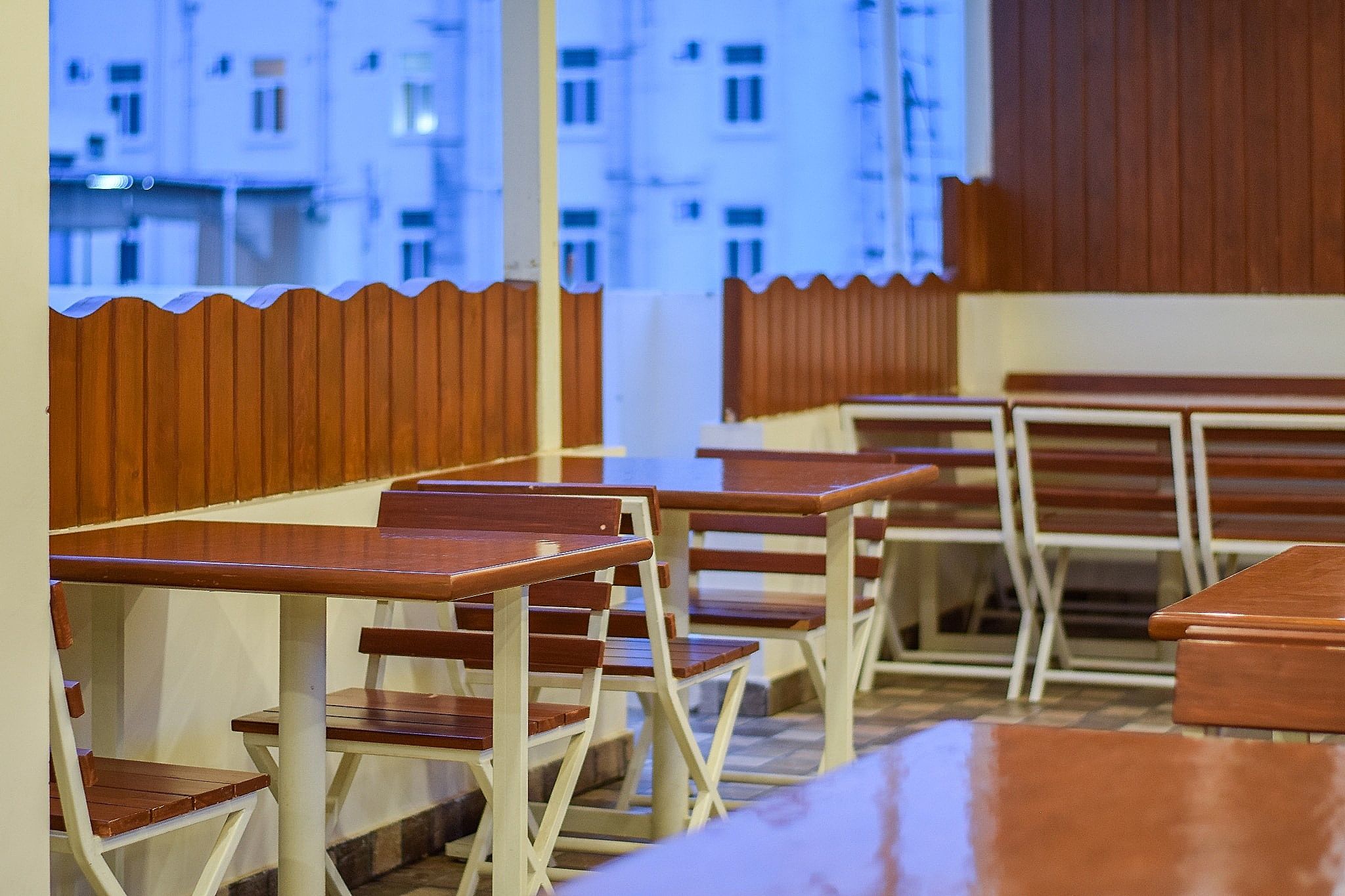 Food & Dining