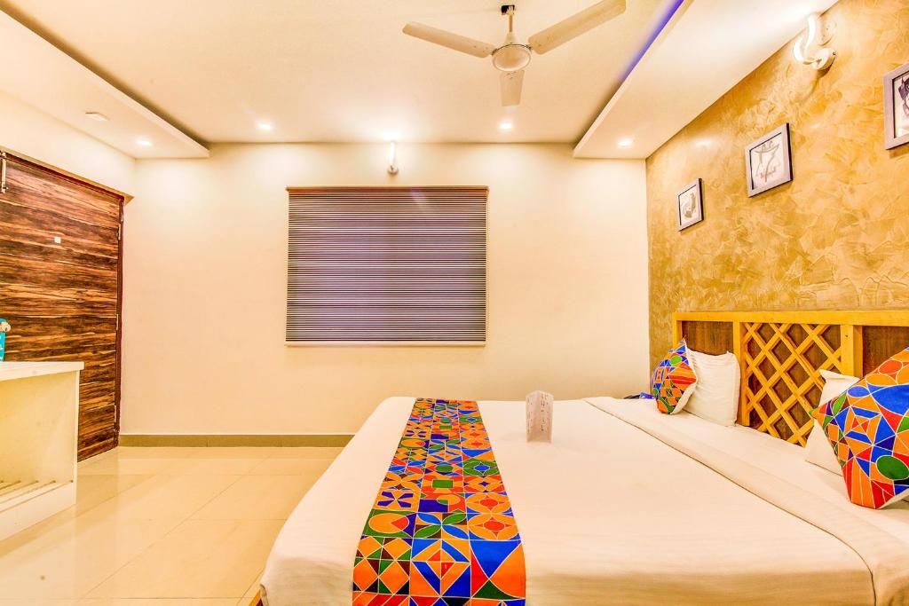 FabHotel Mayuri Residency Deluxe Room 14