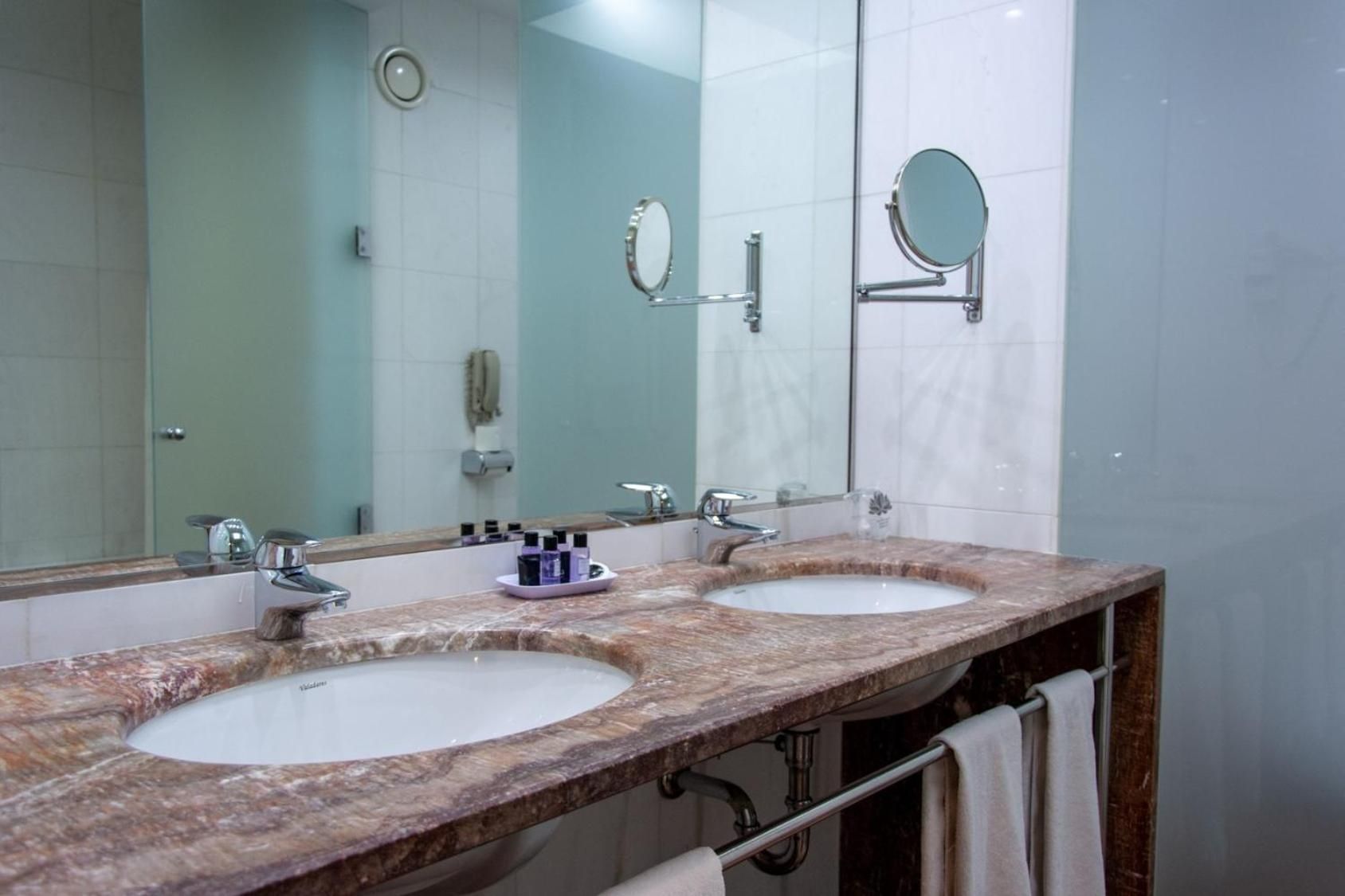 undefined VIP Executive Entrecampos Hotel & Conference 4