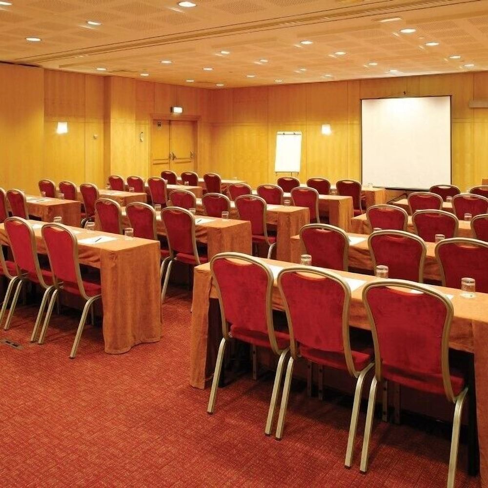 undefined VIP Executive Entrecampos Hotel & Conference 9