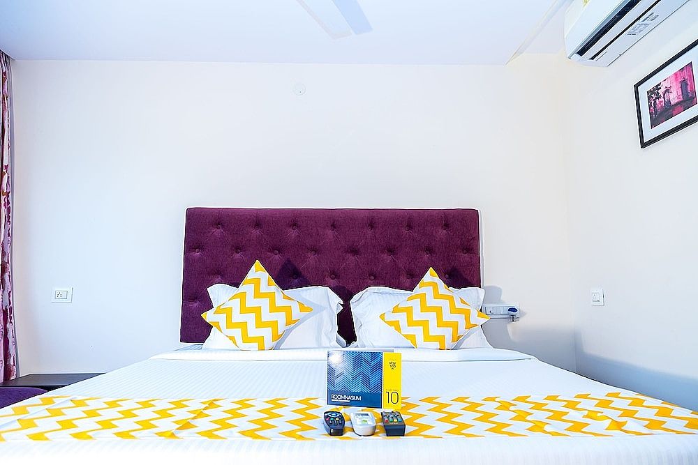 FabHotel VJR HSR Deluxe Room 6