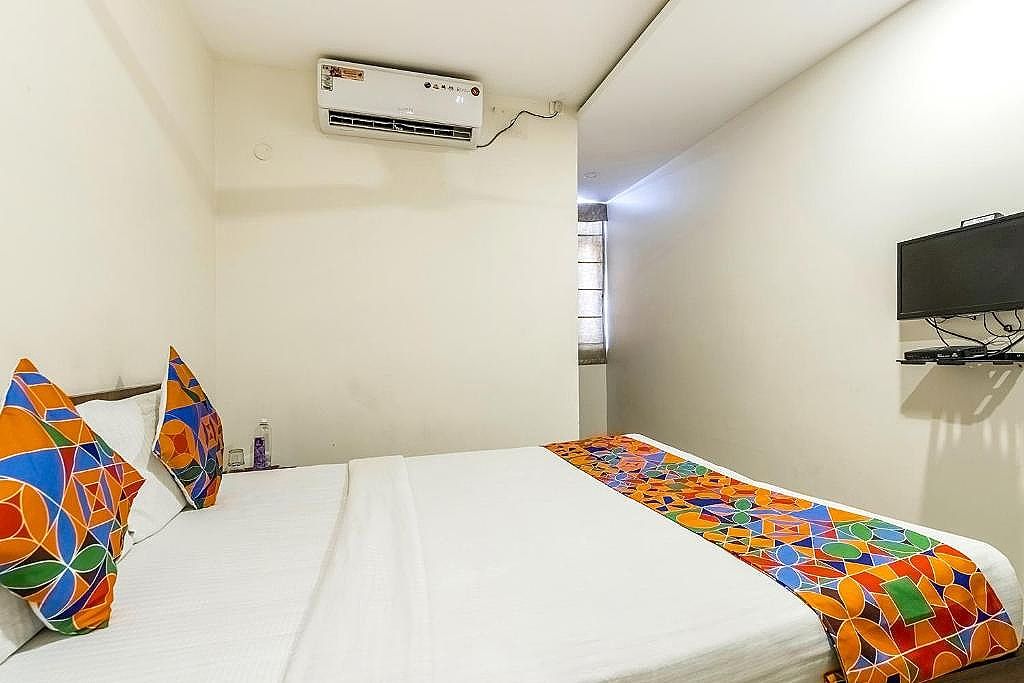 FabHotel VJR HSR Deluxe Room