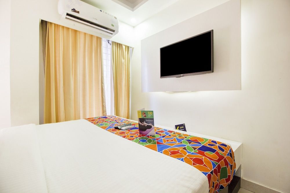 FabHotel Rekha Residency Rajajinagar Standard Room 2