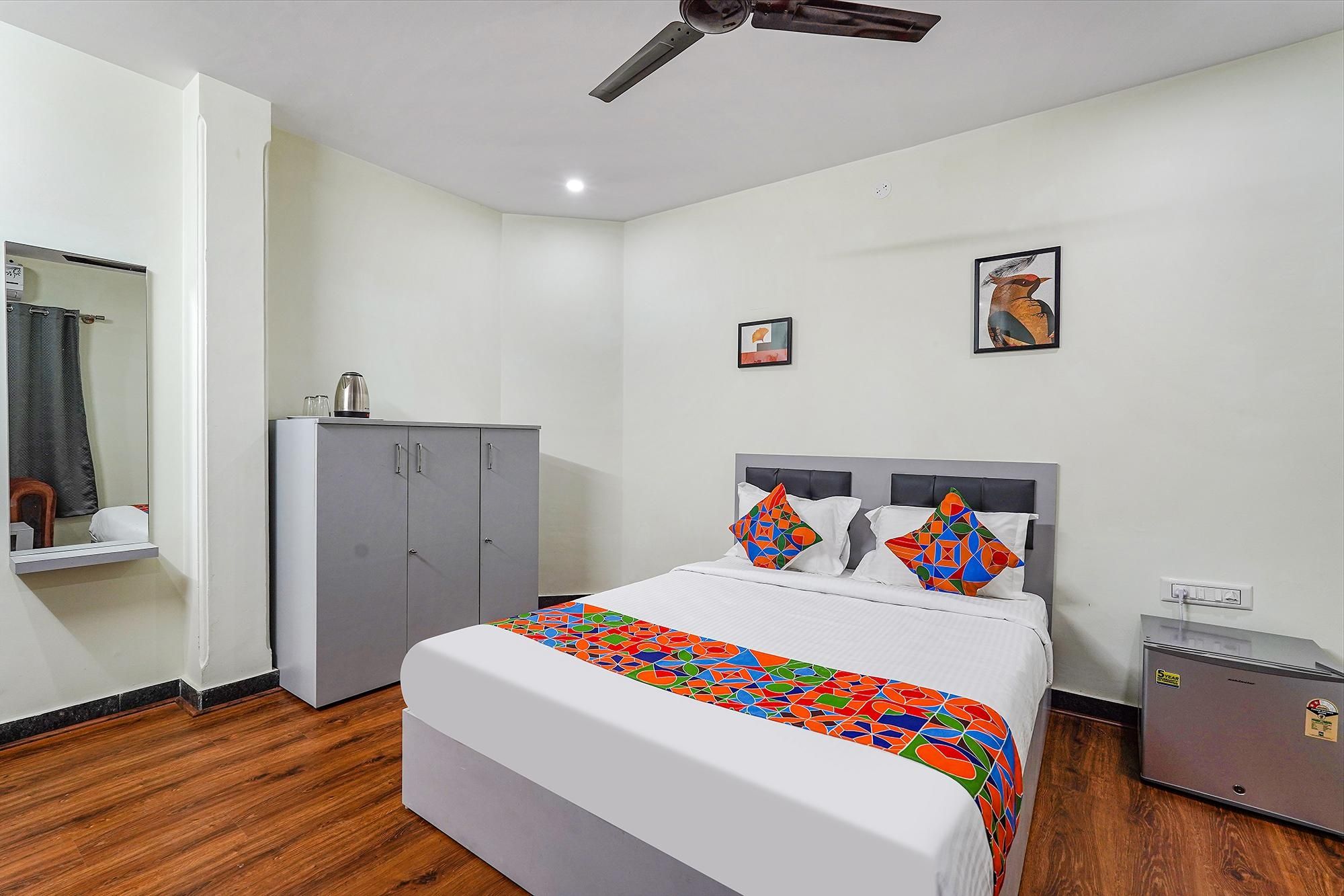 Executive Room