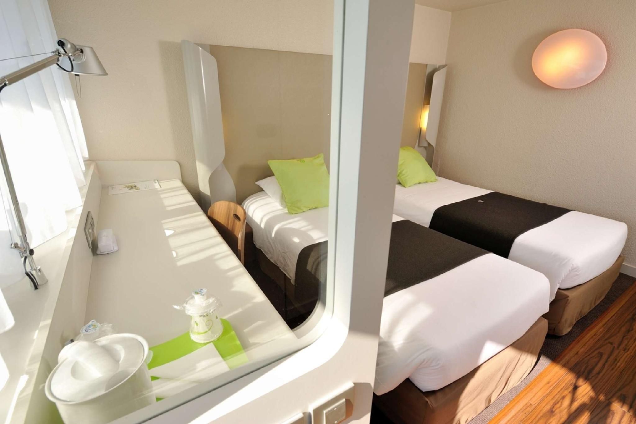 Twin Room Next Generation