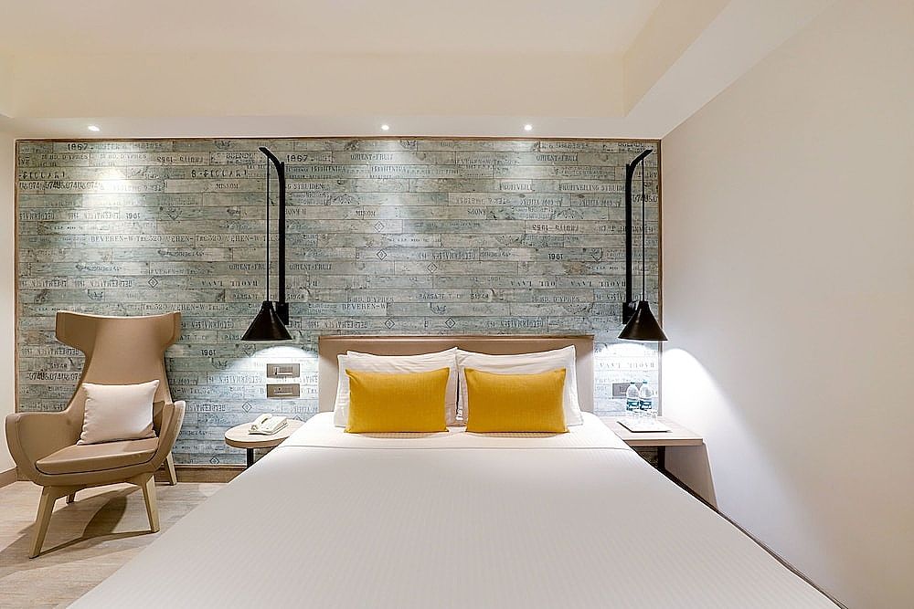 Lemon Tree Premier, Mumbai International Airport Deluxe Room 5