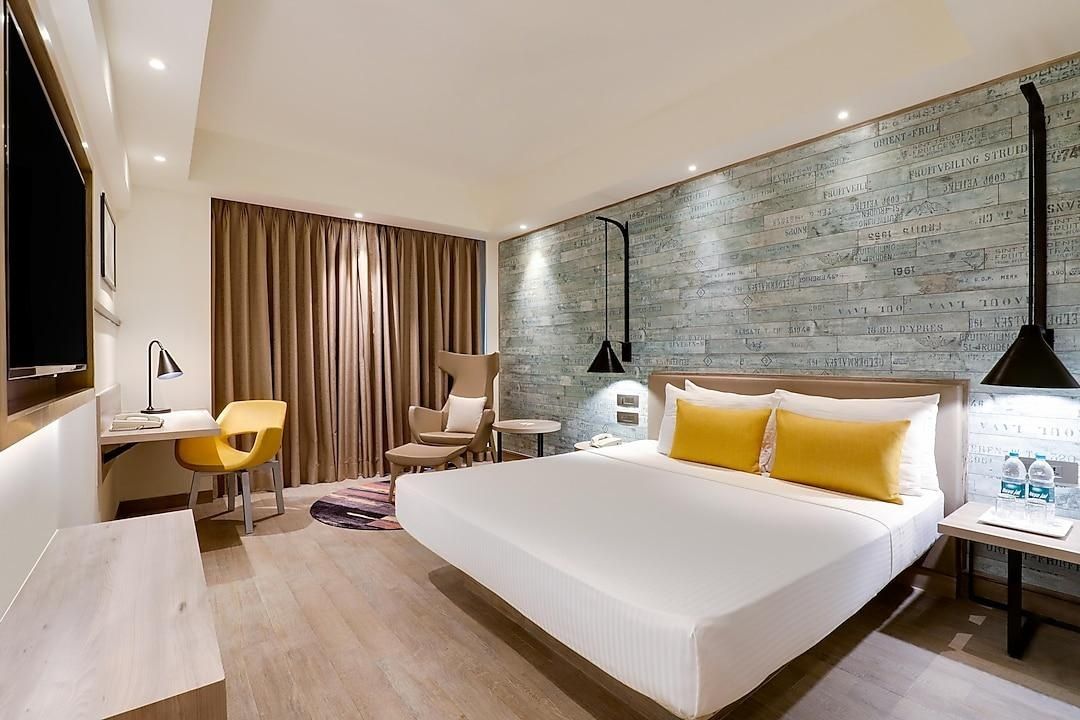 Lemon Tree Premier, Mumbai International Airport Deluxe Room 3