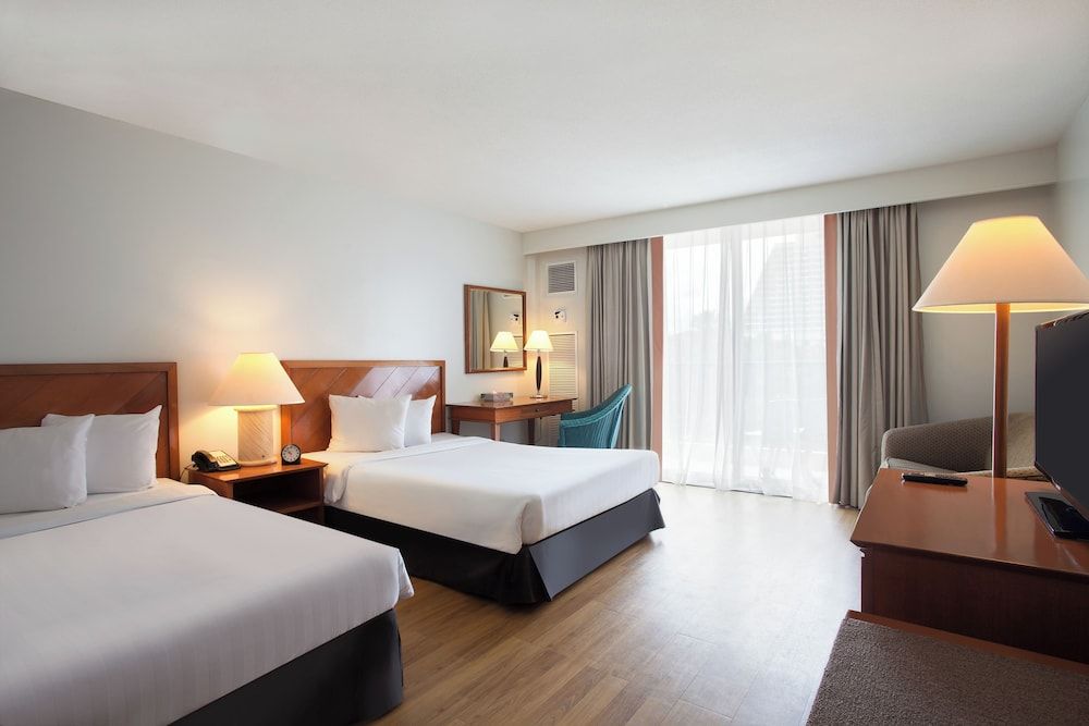 Pacific Islands Club Guam Standard Room (Oceana) 2