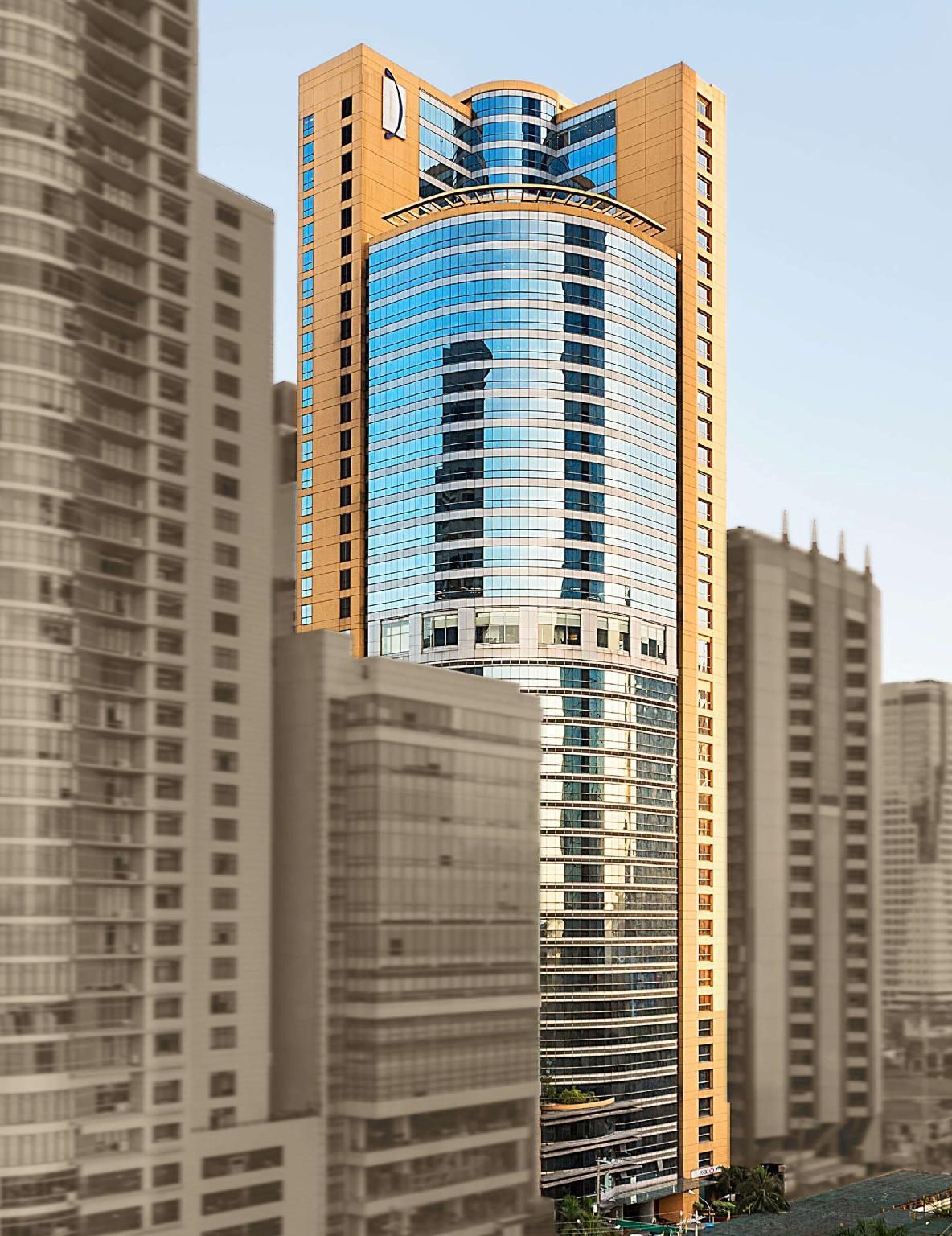 Discovery Suites Hotel