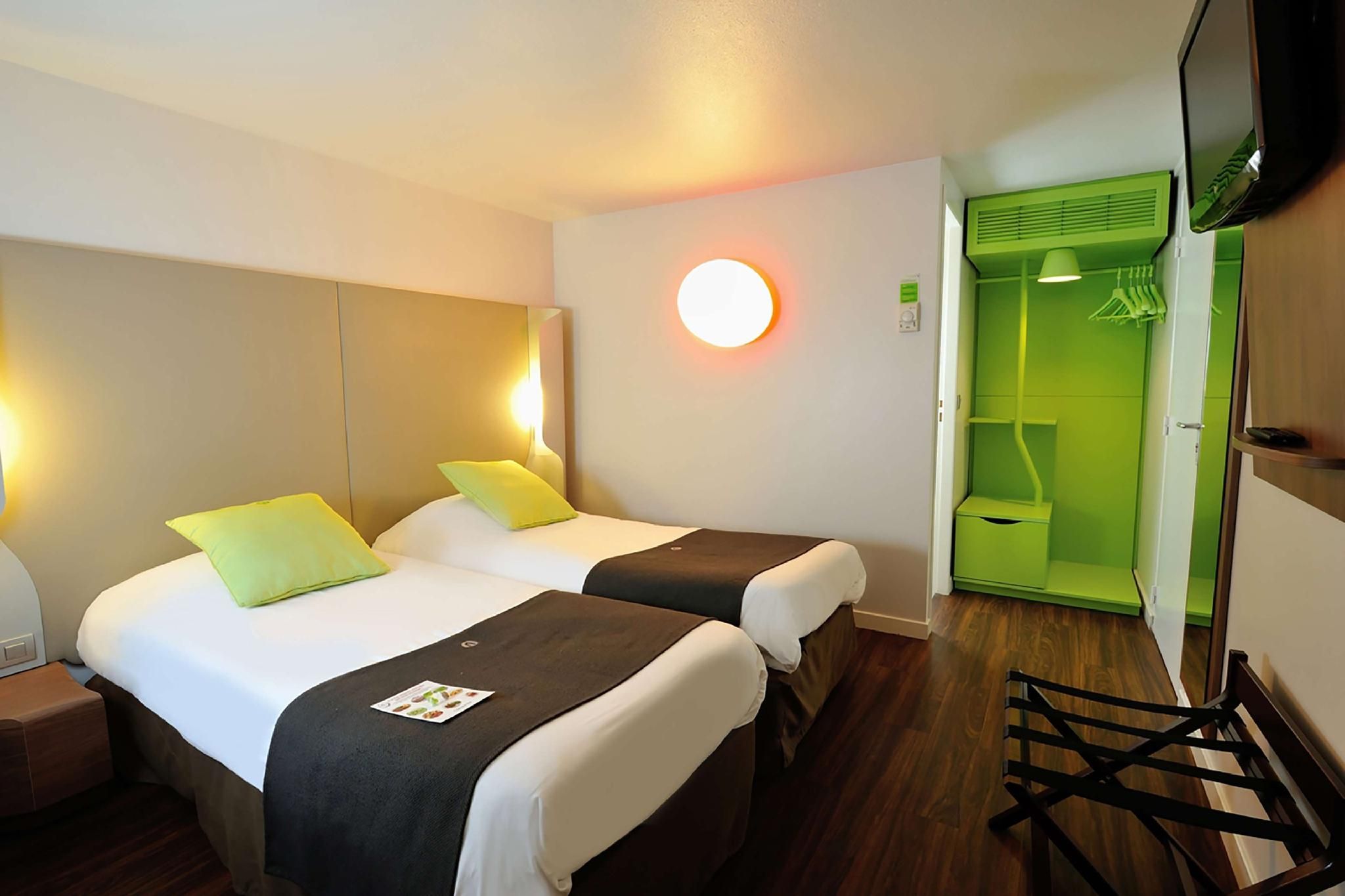 Twin Room with Junior Bed