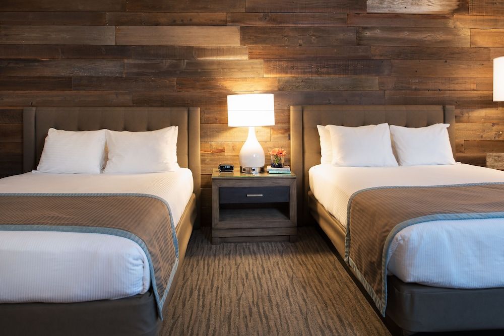 undefined Hotel Azure 5