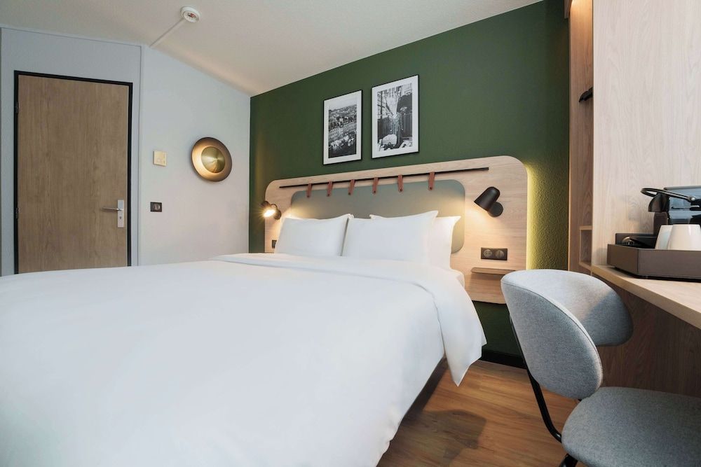 Superior Room, 1 King Bed