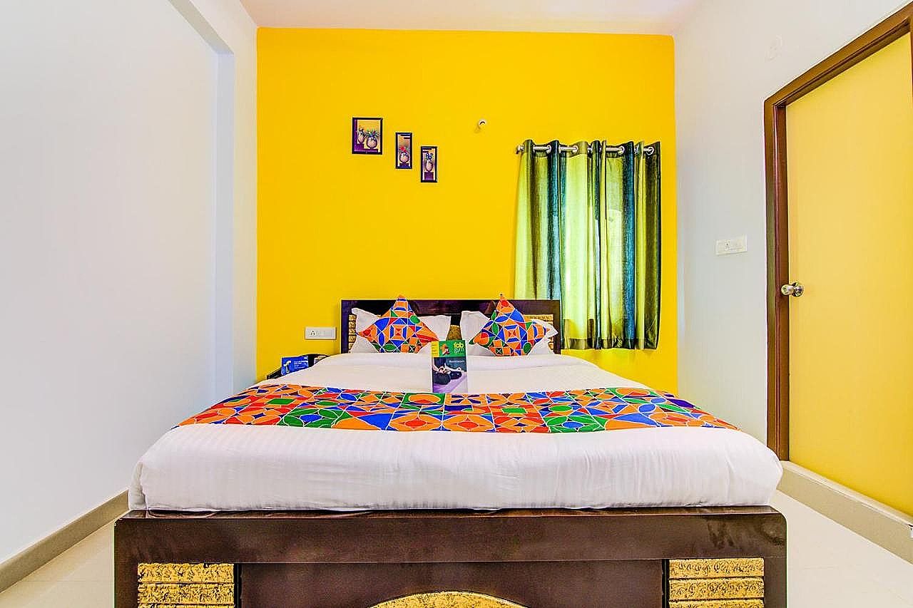  FabHotel Namaha Suites Deluxe Double Room 10