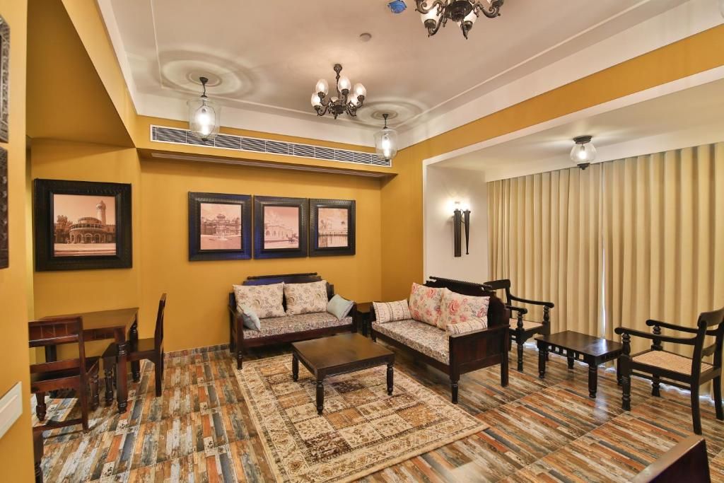 Suite Room