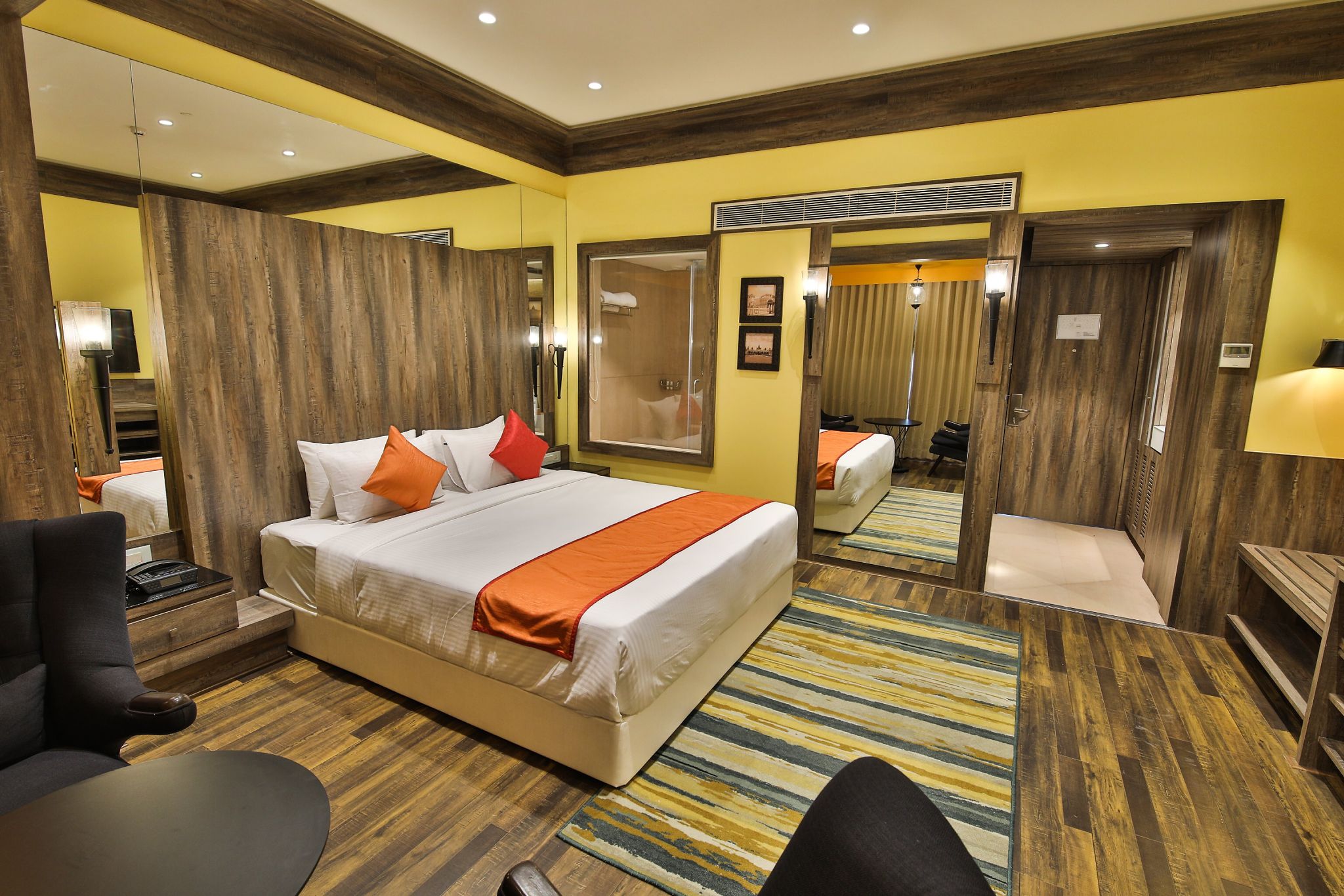 Grande Room