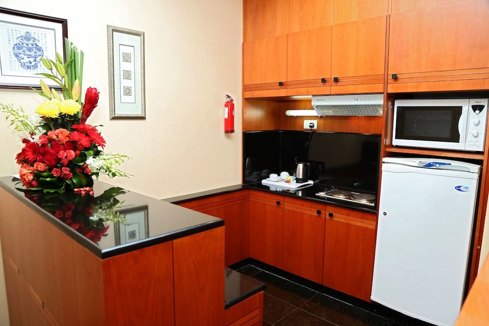 undefined Gulf Court Hotel 9