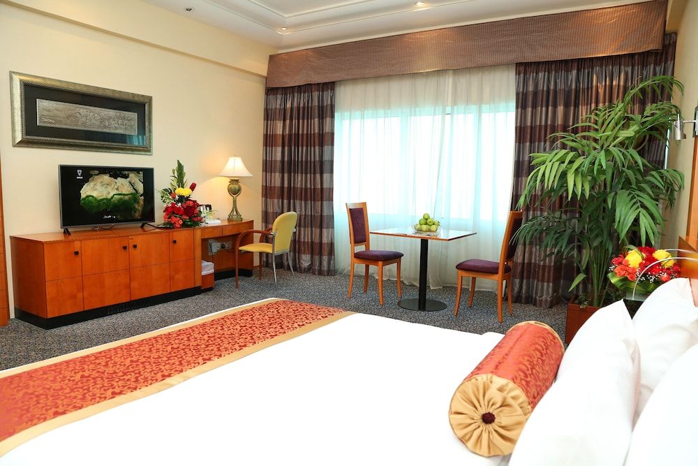 undefined Gulf Court Hotel 5