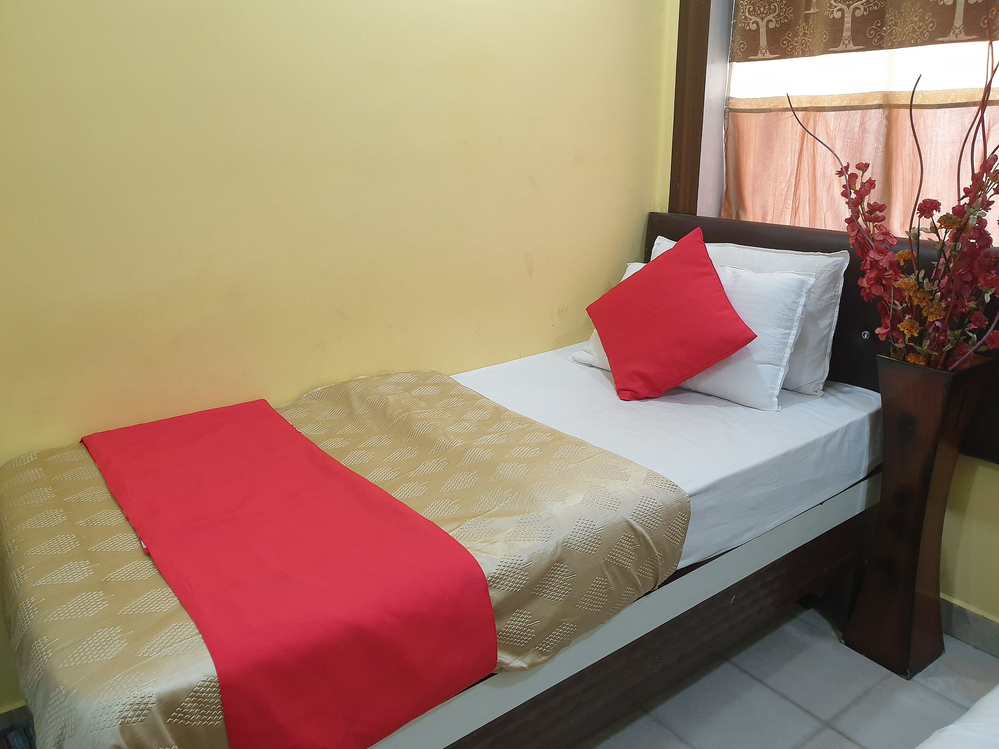 Double Bed Non Ac Room