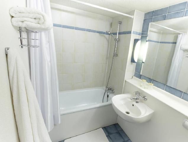 Twin Room for 2 Adults and 1 Child