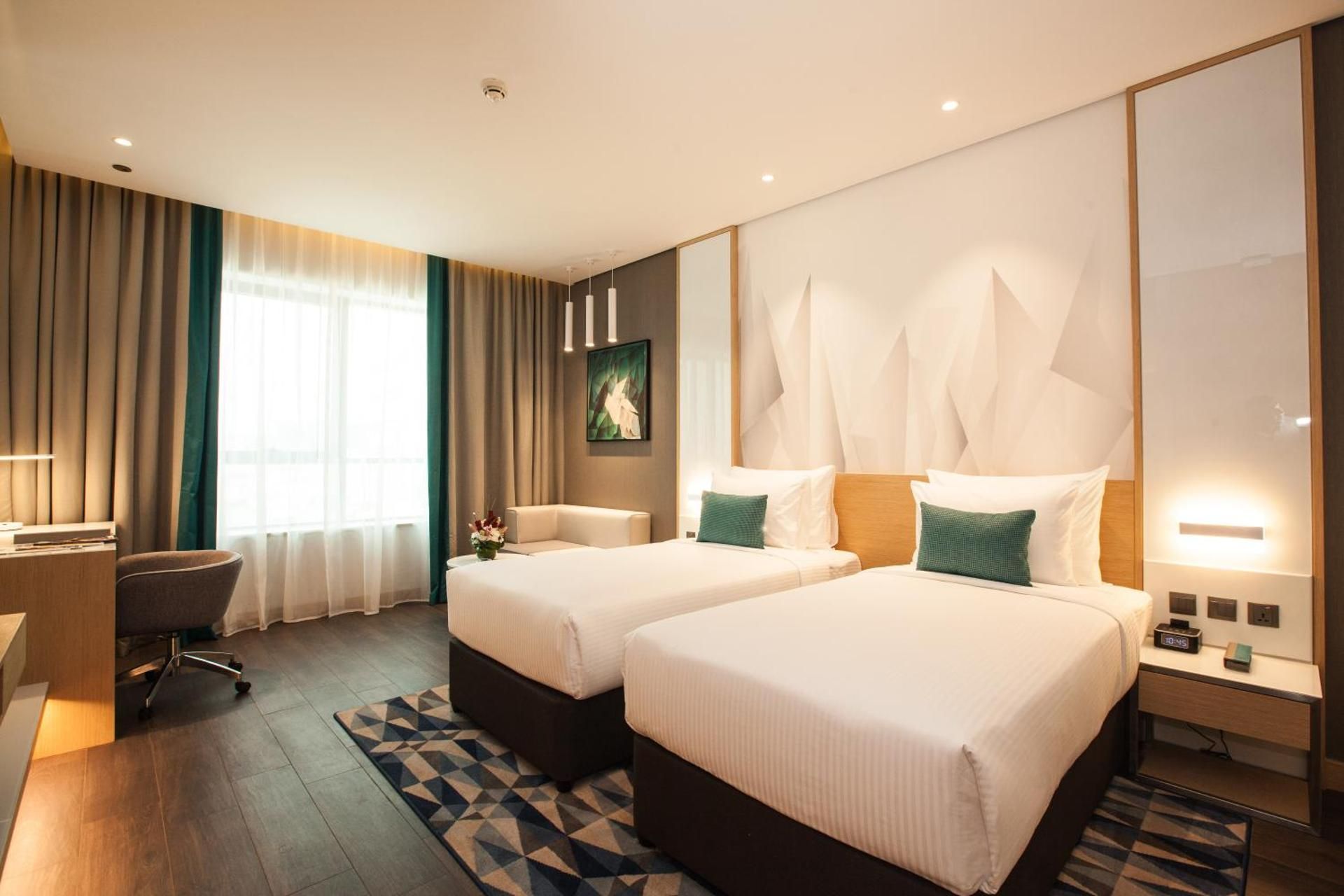 Connecting Room