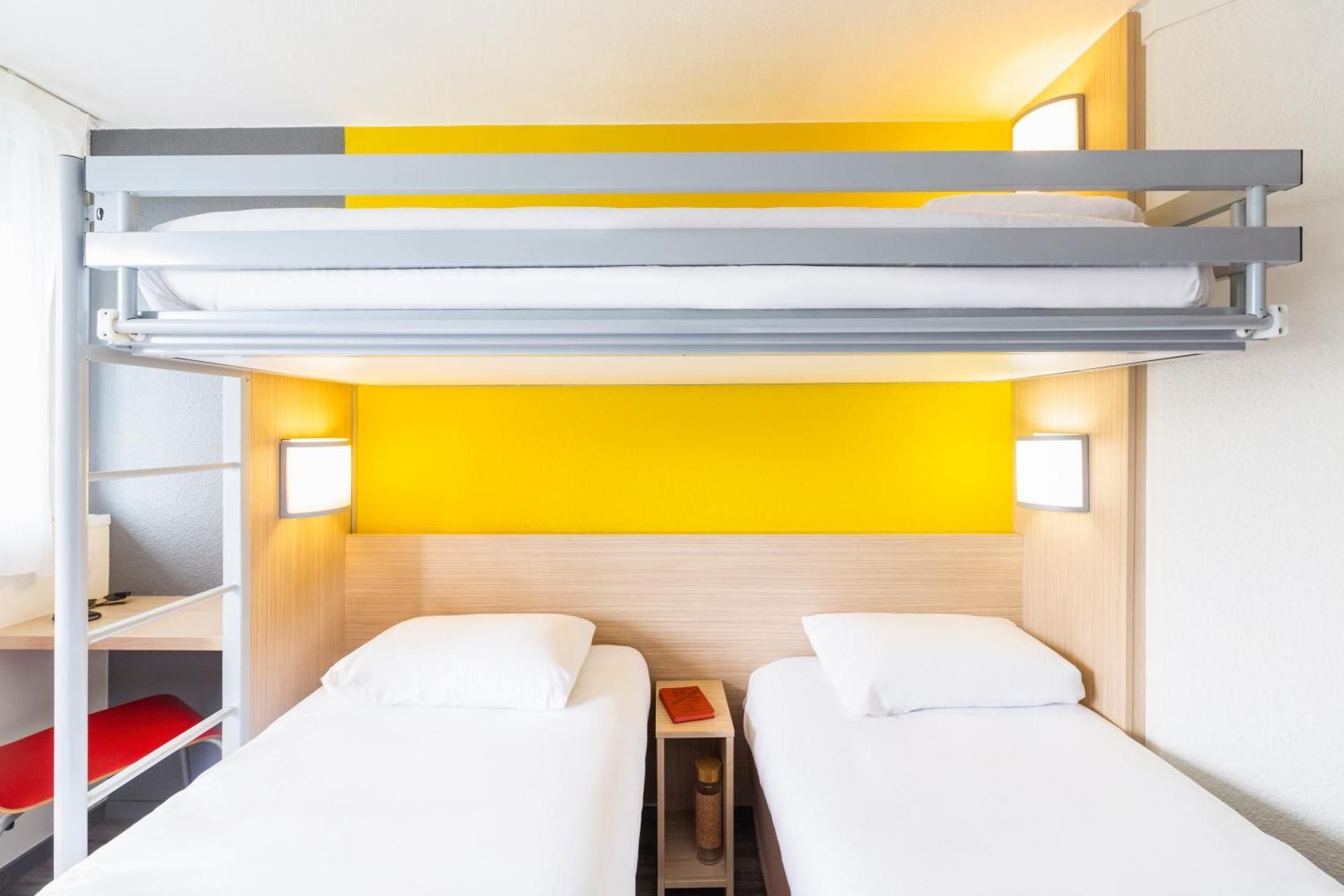 Economy Triple Room