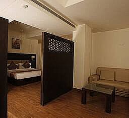 G Hotel Agra Suite Room 3