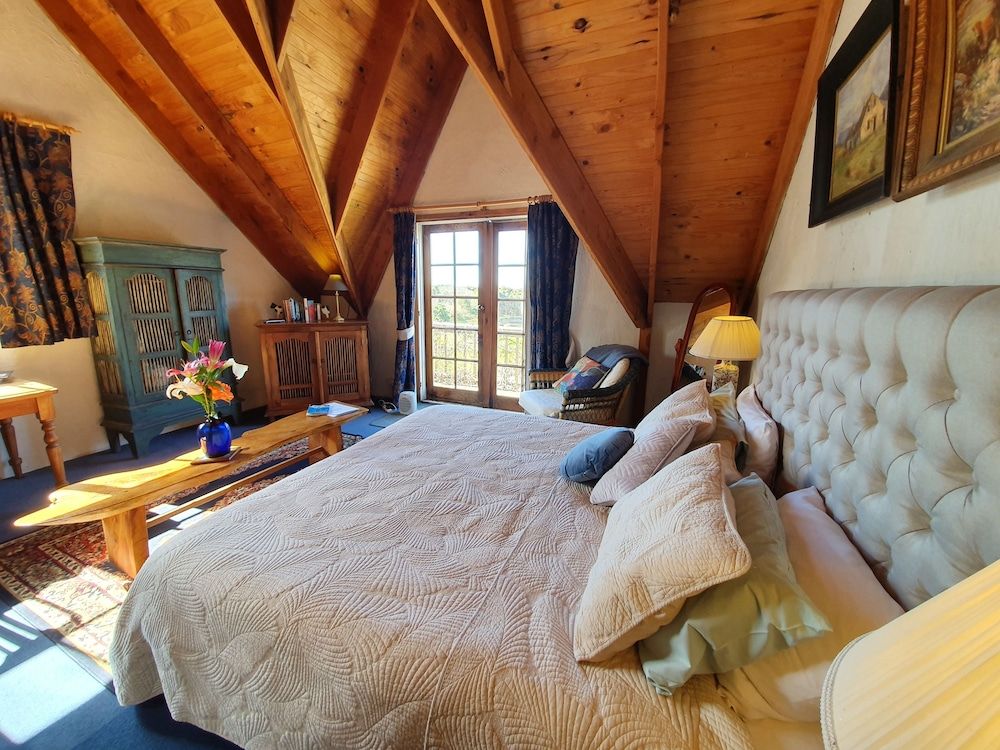 Loft, Balcony