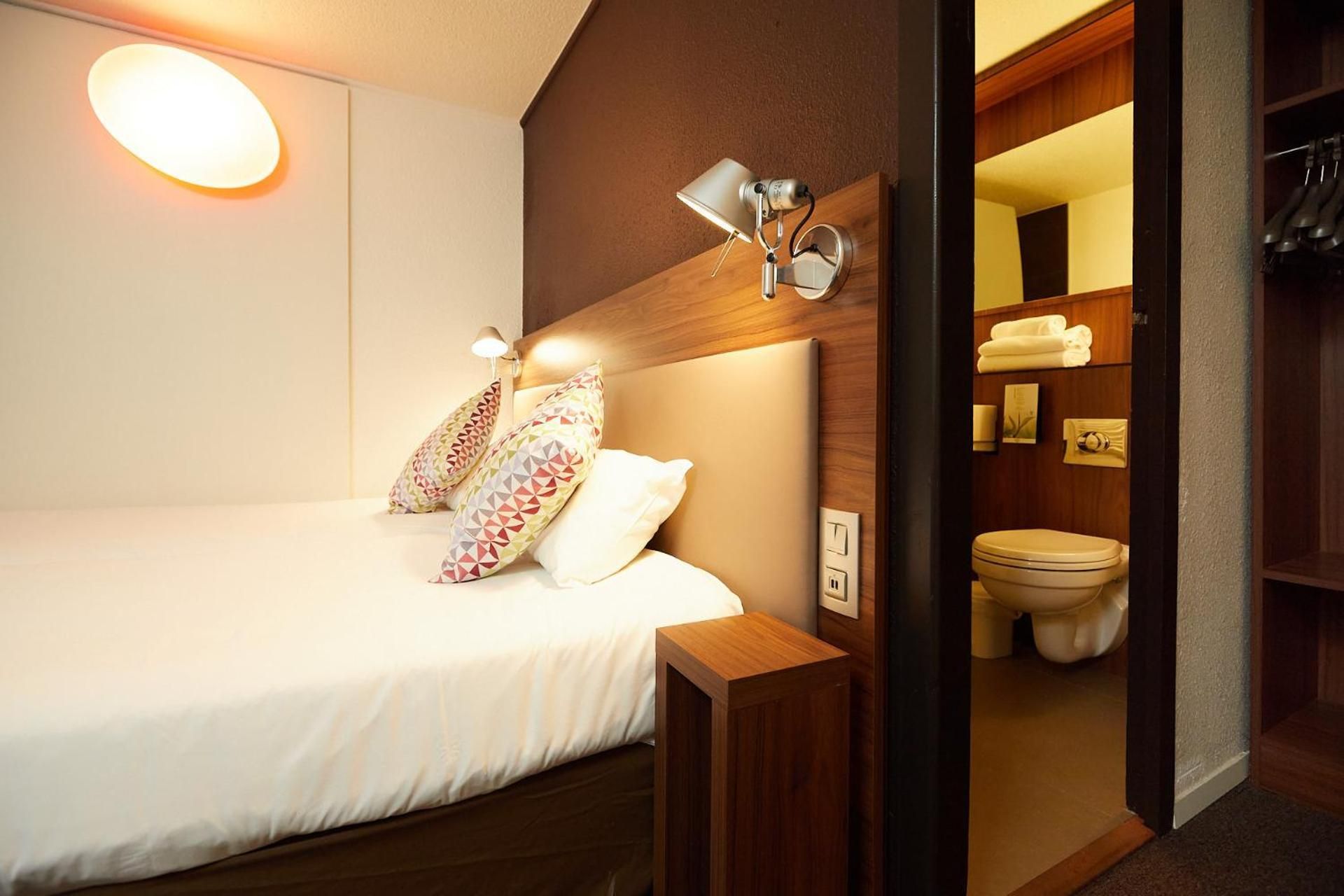 Campanile Pau Double Room Standard