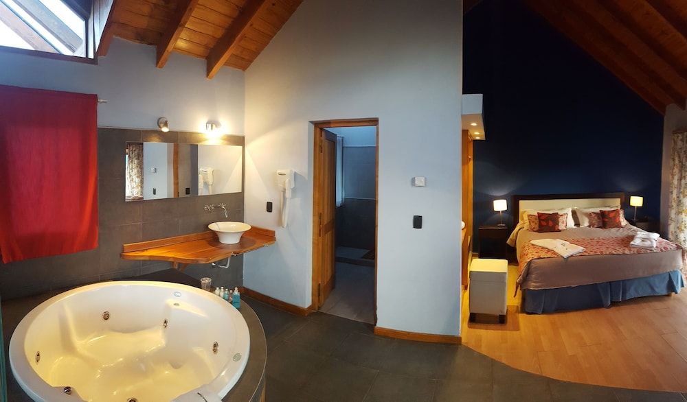 Casa del Bosque Apart, Suites & Spa Suite, 1 King Bed 2
