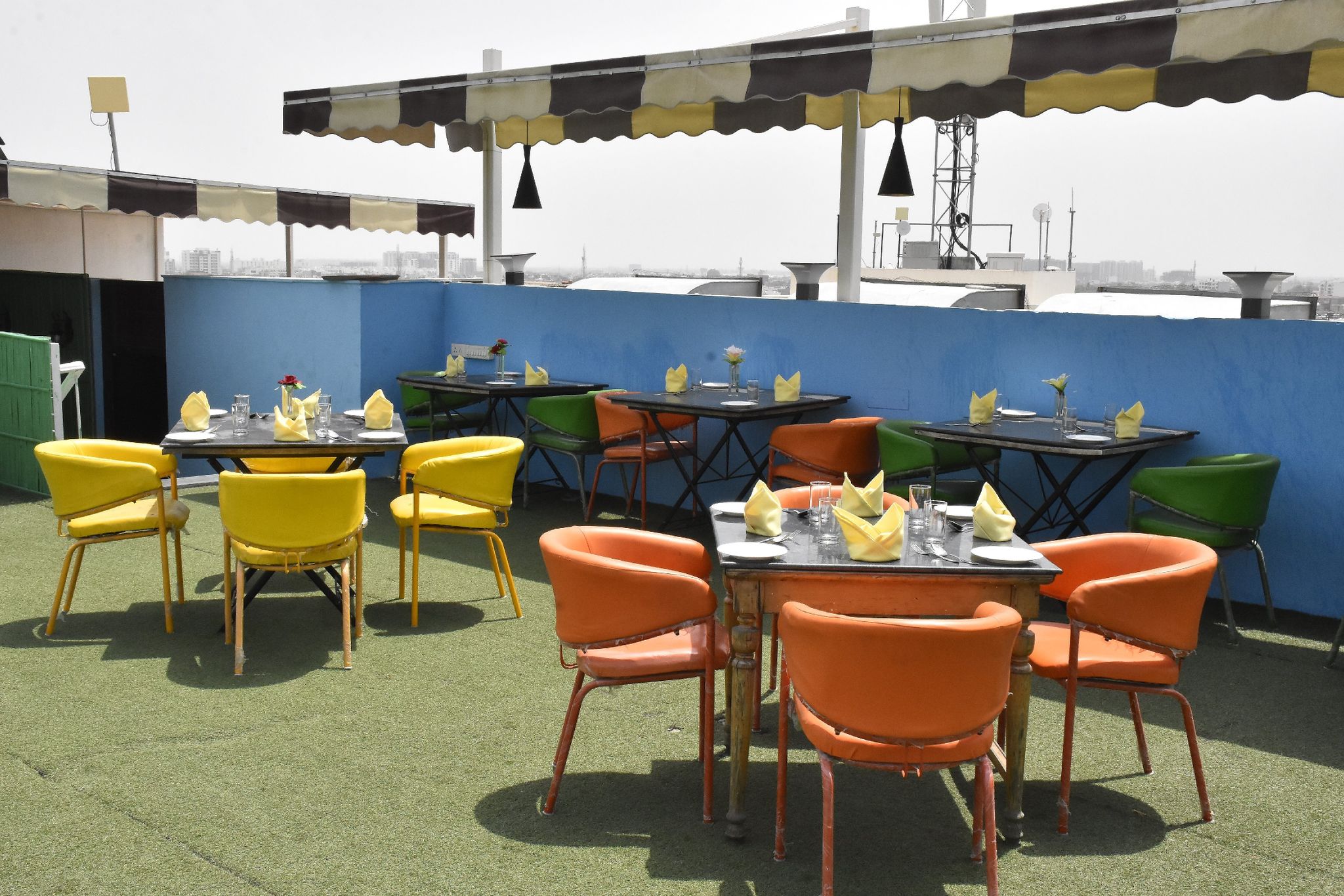 Food & Dining