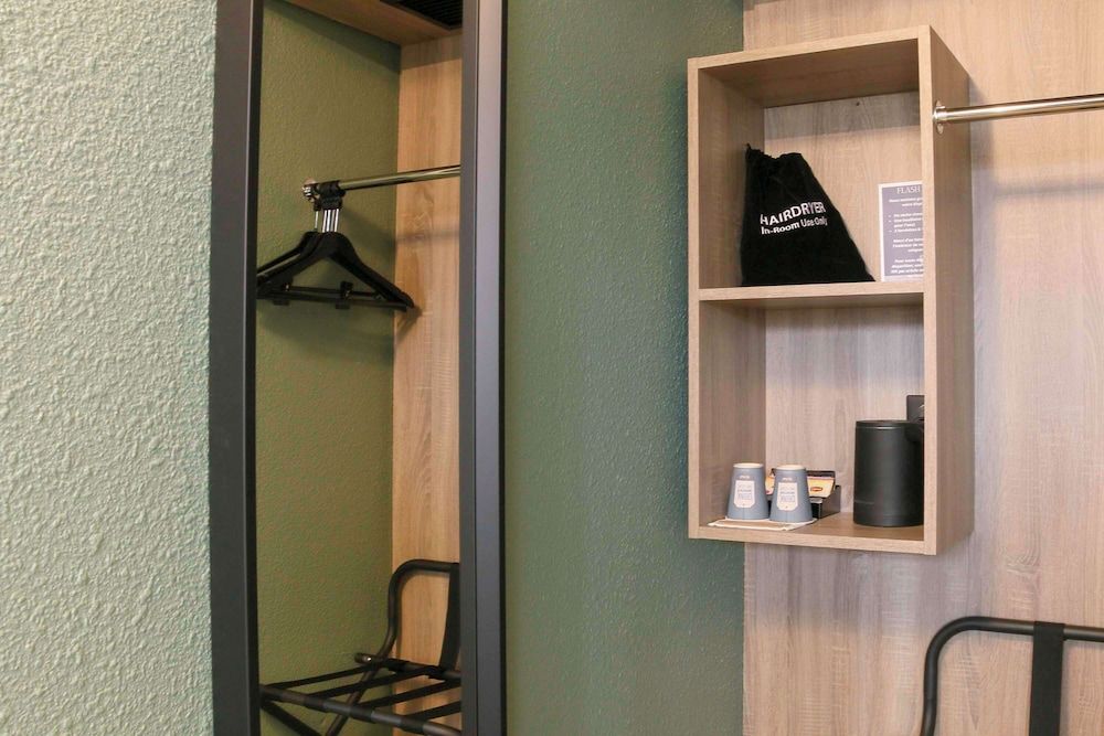 Kyriad Marseille - Vitrolles Aéroport Superior Room, 1 Double Bed 19