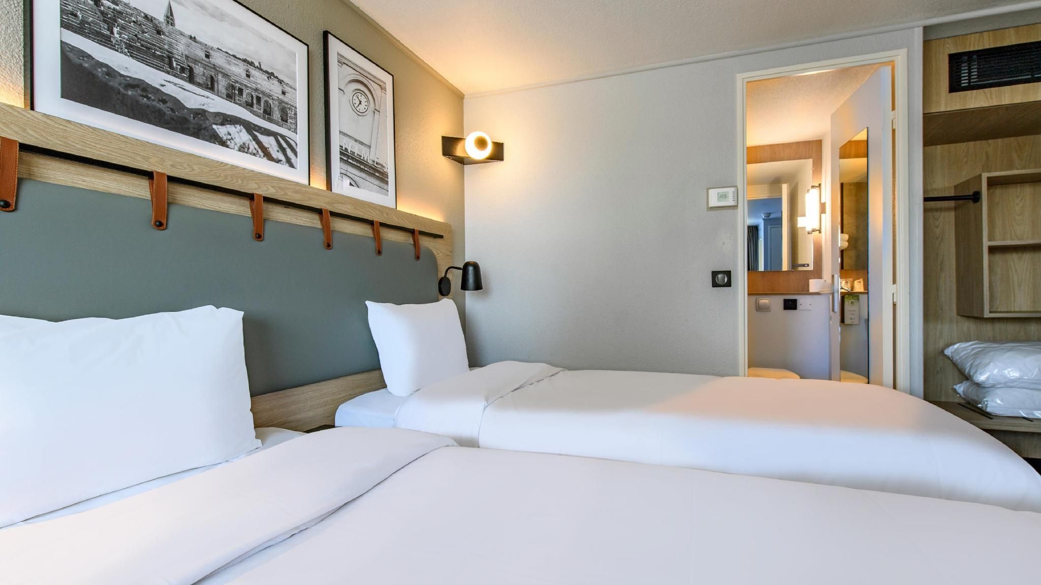 Campanile PRIME - Nîmes Centre Standard Room - 2 Single Beds 2