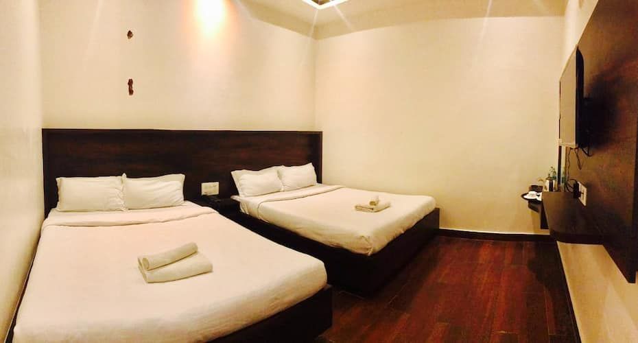 undefined Hotel AL Towheed 8