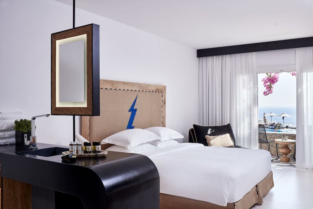 Myconian Imperial - Leading Hotels of the World Premium Room 8