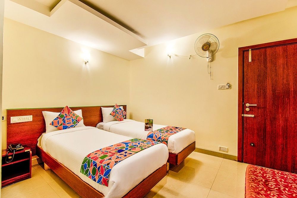 undefined FabHotel Kings L Grand 8