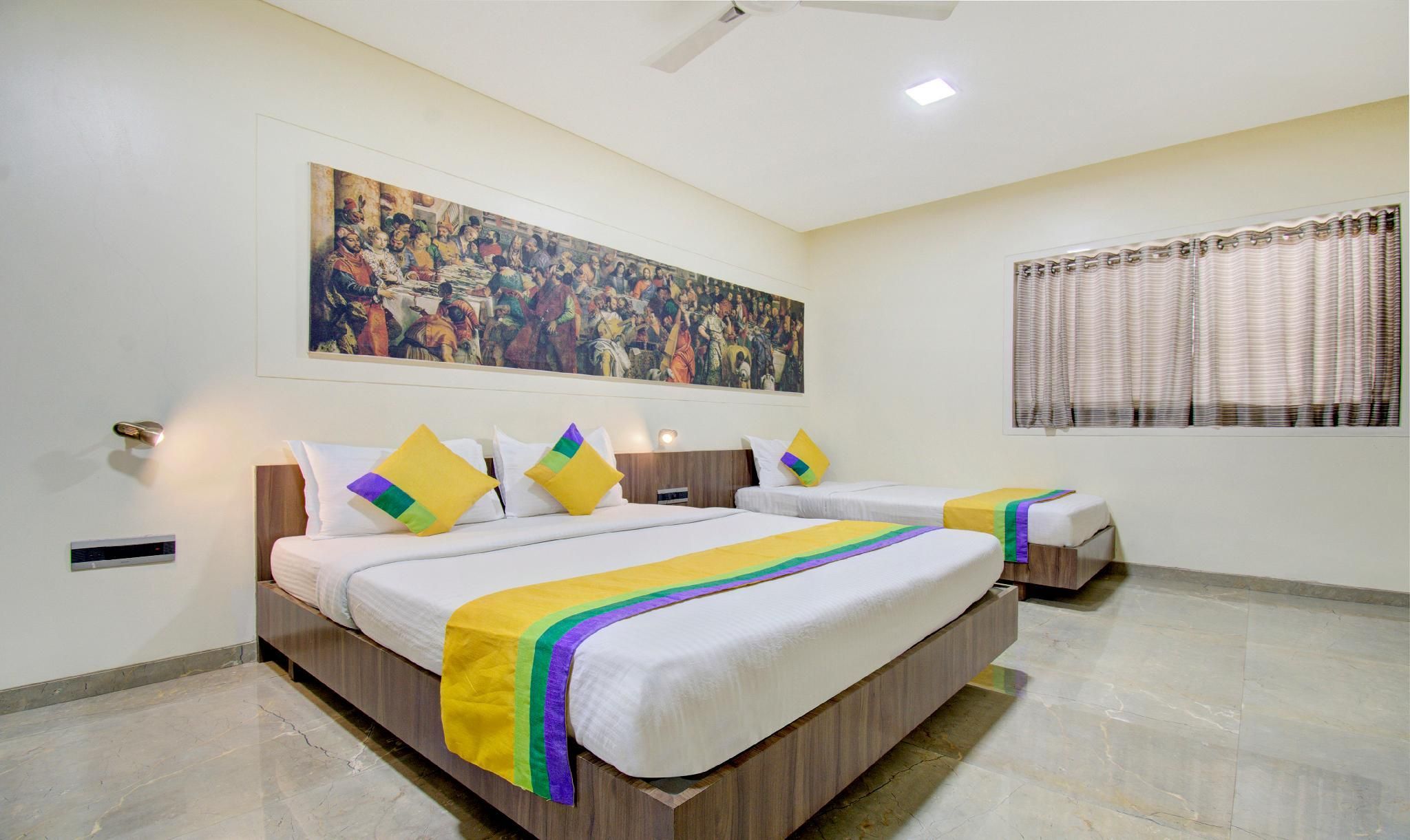 Treebo Lalaji's Executive Deluxe Double Room