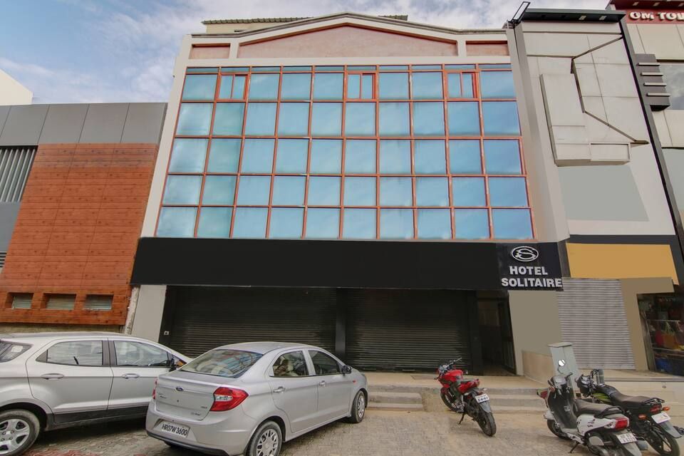 undefined Itsy Hotels Solitaire