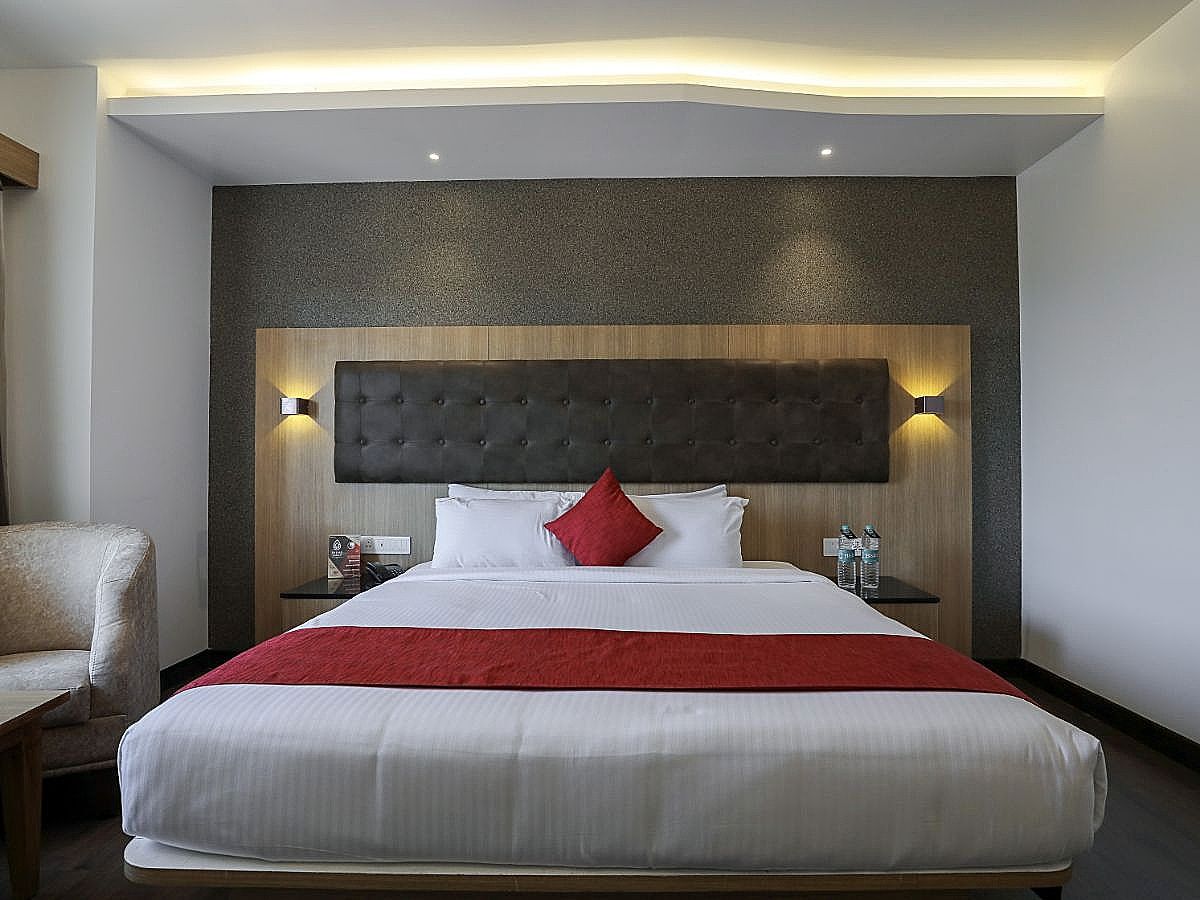 Shivas Galaxy Hotel Deluxe Room 21